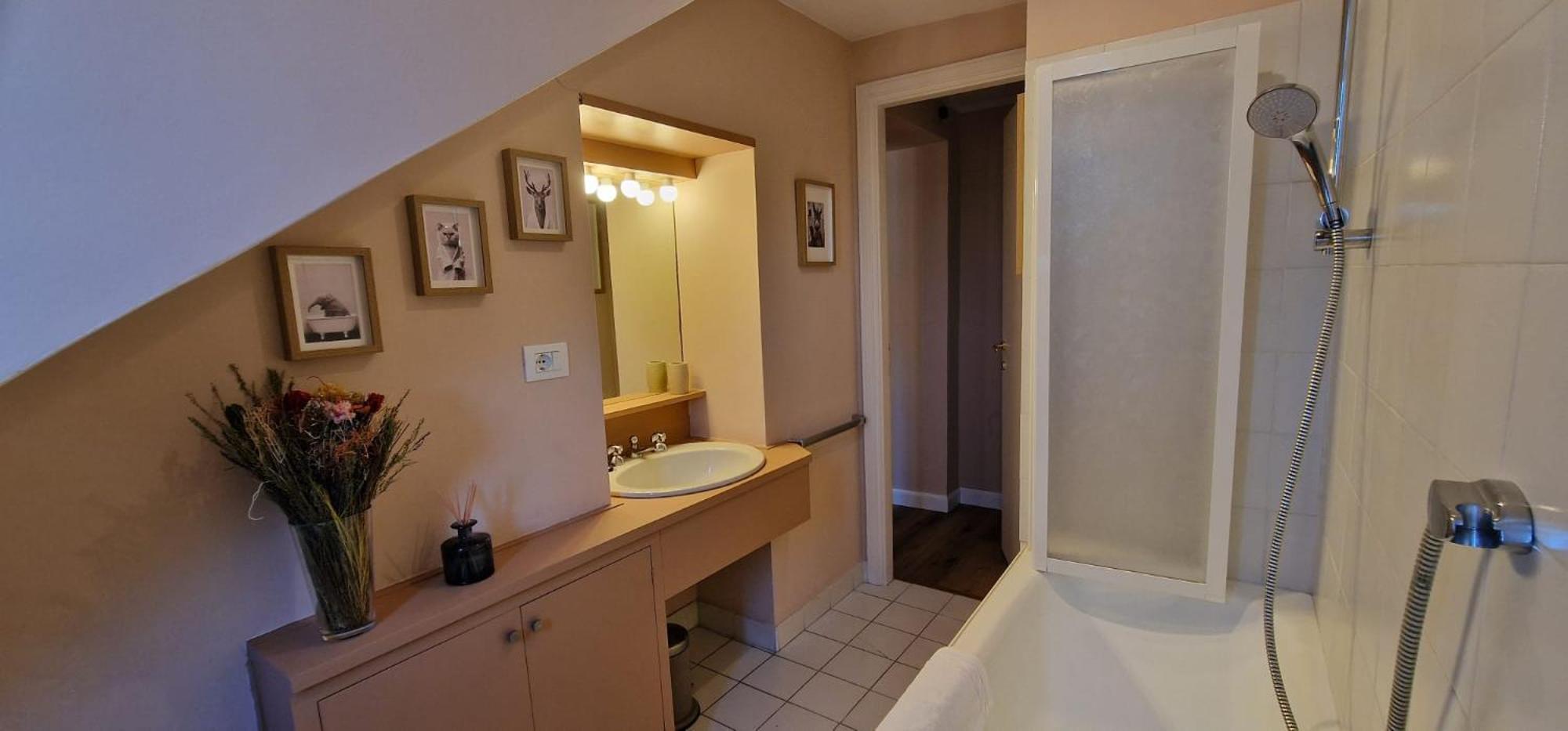 Anduma Bin Apartment Turin Ngoại thất bức ảnh